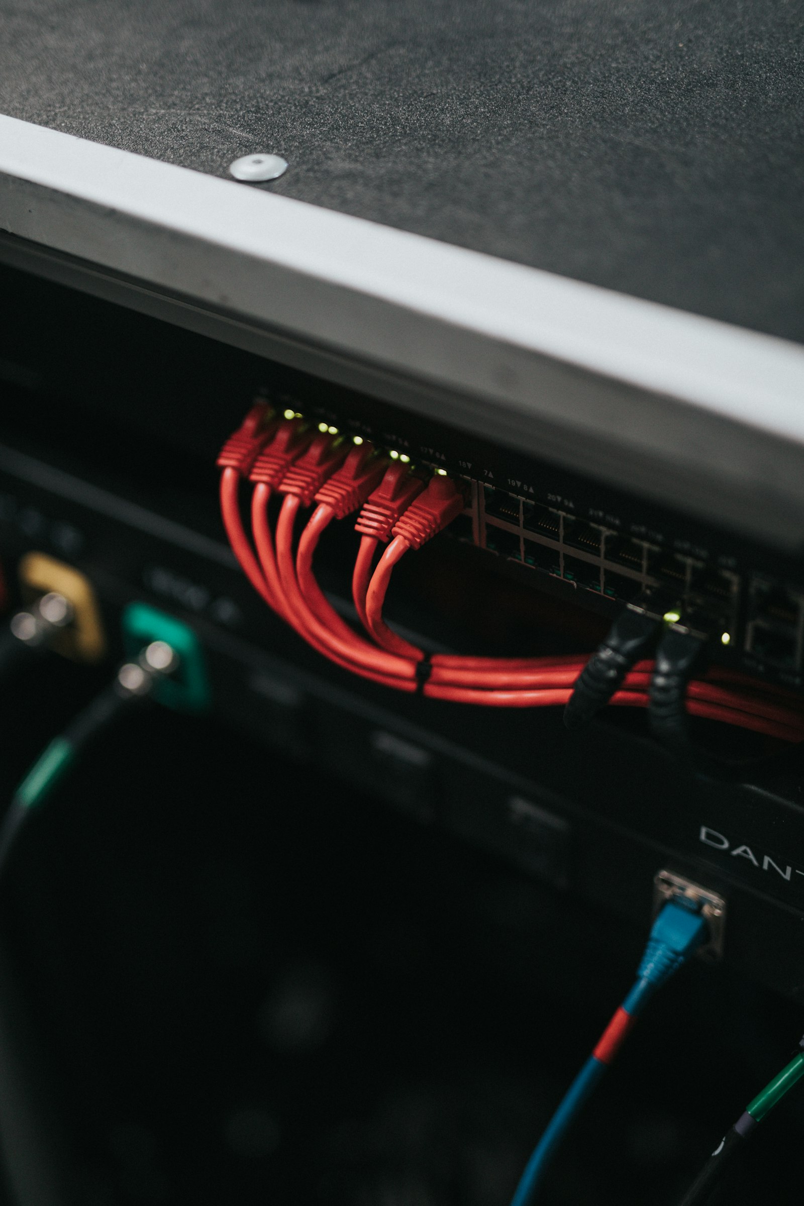 Bundled patch cables on a rack switch
